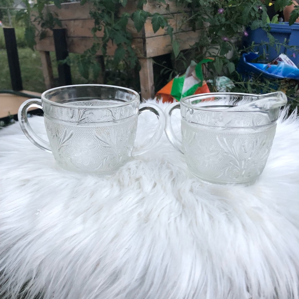 Vintage Glass Flower Branch Leaves Pattern Creamer Sugar Set